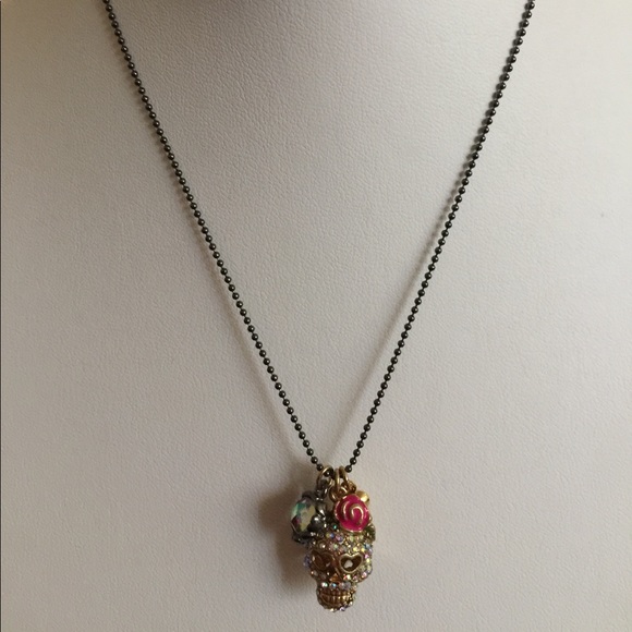 Betsey Johnson Crystal Rose Skull Pendant Necklace - Picture 2 of 6